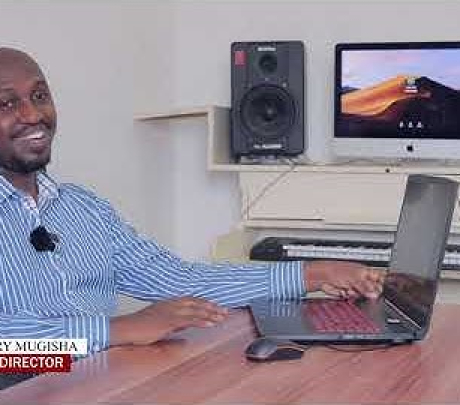 Umuhinyanyuzi w'amasanamu Landry Mugisha agira ati: 